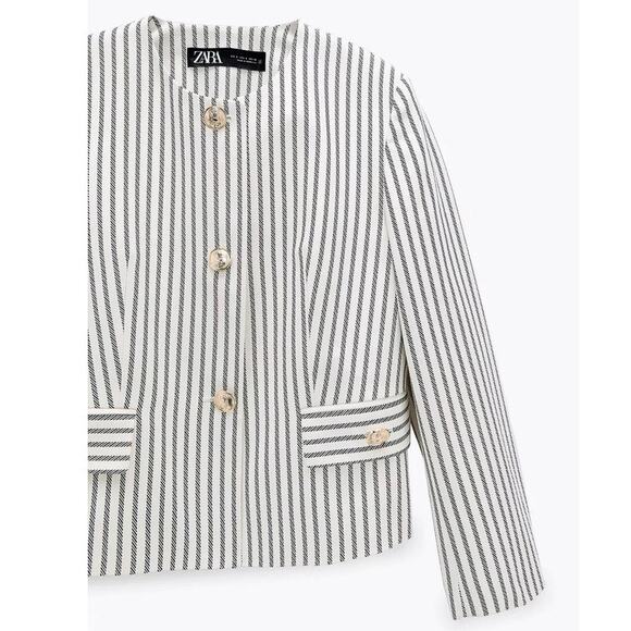Zara Cream White Striped Long Sleeve Gold Button Down Crop Blazer Coat Jacket S - Picture 13 of 13